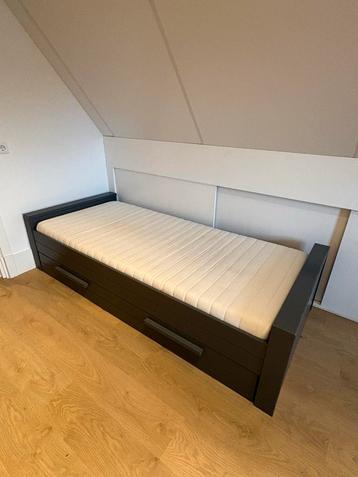 WOOOD Dennis Bed incl. bedlade - Staalgrijs Grenenhout beschikbaar voor biedingen