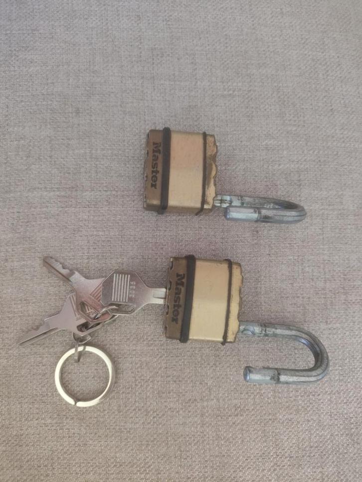 Tweeling hangslot, Doe-het-zelf en Verbouw, Overige Doe-het-zelf en Verbouw, Zo goed als nieuw, Ophalen of Verzenden