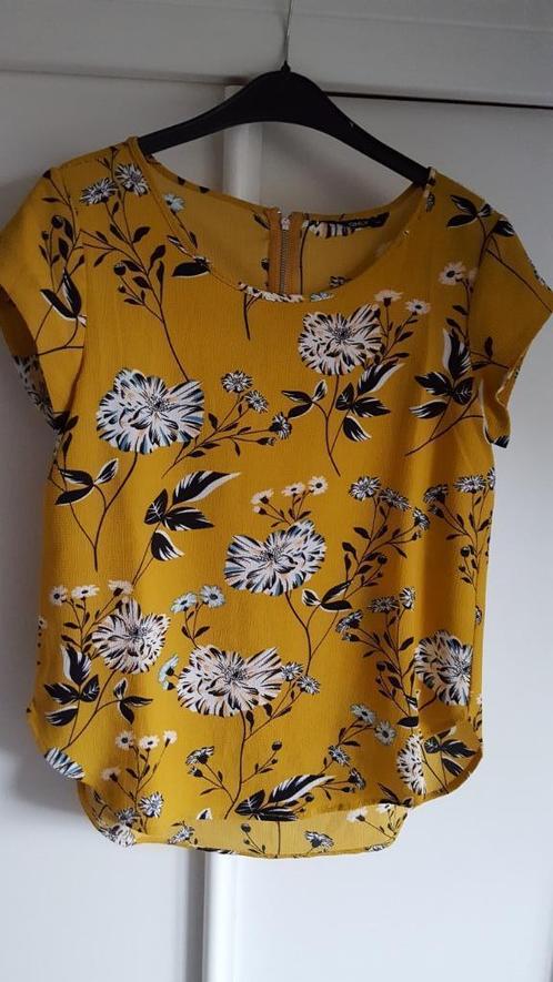 Only top donkergeel maat 34, Kleding | Dames, Tops, Zo goed als nieuw, Maat 34 (XS) of kleiner, Geel, Korte mouw, Ophalen of Verzenden