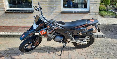Derbi Senda SM DRD X-TREME LIMITED, Fietsen en Brommers, Brommers | Derbi, Gebruikt, Maximaal 45 km/u, Ophalen