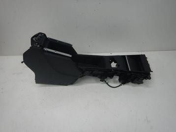 VW Tiguan 571 Armsteun Middenconsole + Draadloos Opladen 57H beschikbaar voor biedingen