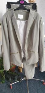 Broekpak van het merk VILA maat 40, Maat 38/40 (M), Kostuum of Pak, Vila, Ophalen of Verzenden