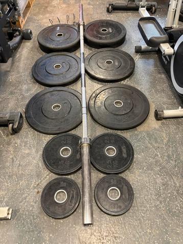 Olympische halter stang met gewichten bumperplates 77,5 kg beschikbaar voor biedingen