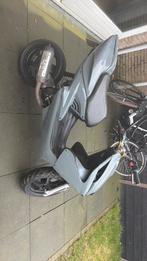 Yamaha aerox 70 cc, Fietsen en Brommers, Scooters | Yamaha, Ophalen, Tweetakt, Aerox, Maximaal 45 km/u