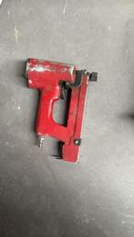 Tacker - Gebruikt, Doe-het-zelf en Verbouw, Gereedschap | Handgereedschap, Ophalen of Verzenden, Gebruikt