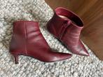 Super leuke UNISA maat 36 enkellaars rood, Kleding | Dames, Schoenen, Verzenden, Lage of Enkellaarzen, Gedragen, Rood