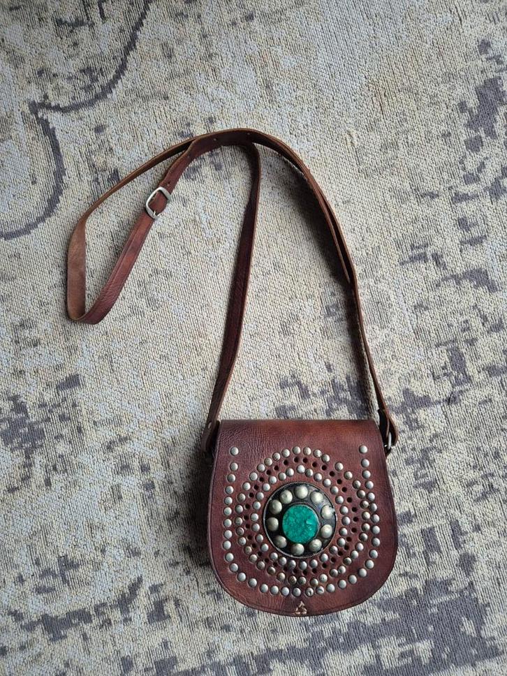 Leren tasje, Sieraden, Tassen en Uiterlijk, Tassen | Damestassen, Zo goed als nieuw, Schoudertasje, Ophalen of Verzenden