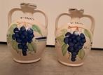 Vino Italiaanse handpainted schenkkan - 2 stuks, Overige typen, Ophalen of Verzenden, Zo goed als nieuw, Overige stijlen