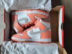 W Nike Dunk High UK 4 EUR 37,5 Women, Nieuw, Ophalen of Verzenden, Wit, Sneakers of Gympen