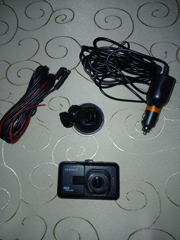 Dashcam met achteruitrijcamera VERTREX ( NIEUW) beschikbaar voor biedingen