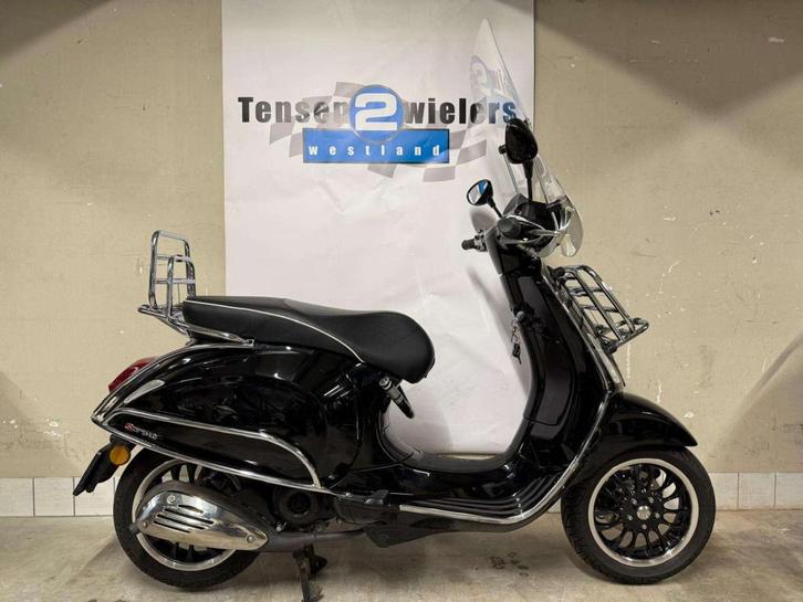 Vespa Sprint 25 KM 4T 2v, Fietsen en Brommers, Brommers | Vespa, Overige modellen, Maximaal 25 km/u, Ophalen of Verzenden