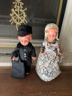 Antieke Vintage Poppenstel in Klederdracht, Verzamelen, Poppen, Ophalen of Verzenden, Gebruikt, Pop