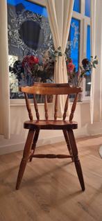 Wood vintage chair 2 st, Huis en Inrichting, Stoelen, Ophalen of Verzenden, Gebruikt, Bruin, Eén
