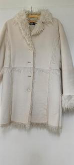 Warme winterjas dames, Kleding | Dames, Jassen | Winter, Here & there, Wit, Ophalen of Verzenden, Zo goed als nieuw