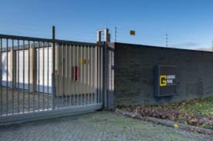 Te huur: Garagebox van 21 m² (€239/m) op GaragePark Lelystad, Auto diversen, Autostallingen en Garages