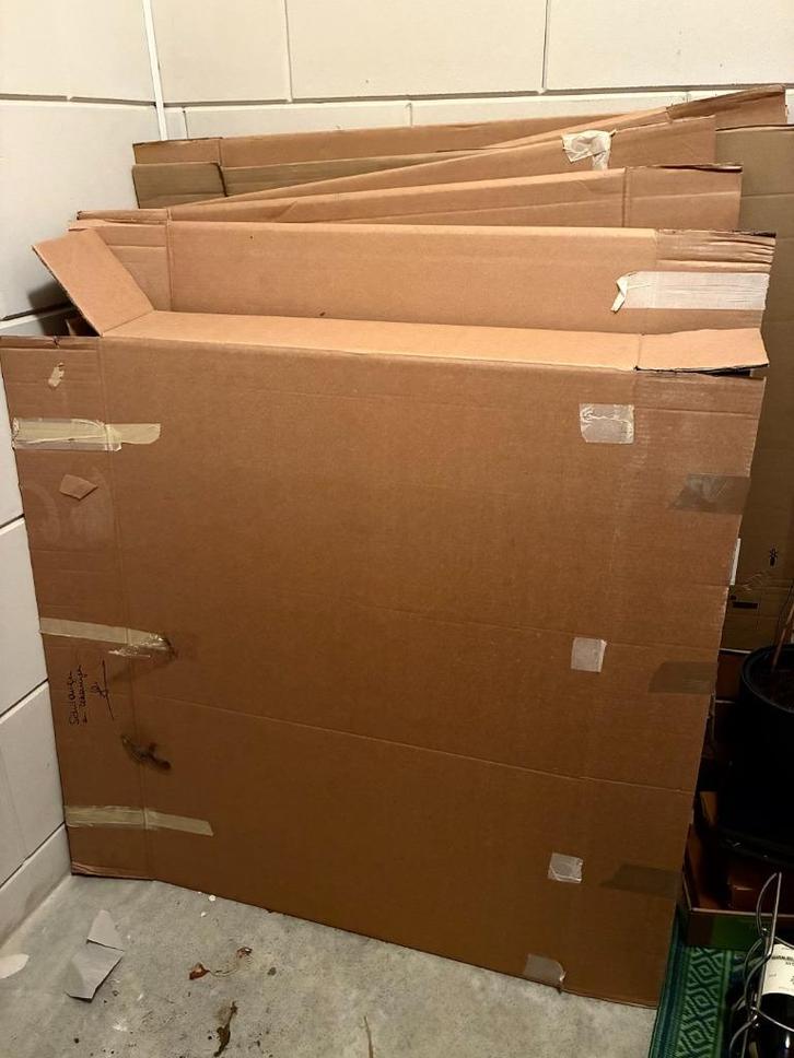 schilderij verhuisdozen, Doe-het-zelf en Verbouw, Kratten en Dozen, Gebruikt, Doos, 100 cm of meer, 50 cm of meer, Minder dan 40 cm