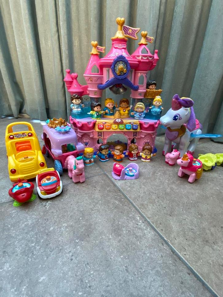 Vtech vrolijke vriendjes kasteel met vele extras, Kinderen en Baby's, Speelgoed | Vtech, Gebruikt, Ophalen