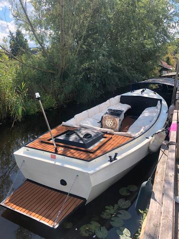 Sloep te koop super mooie boot in top staat beschikbaar voor biedingen