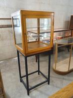 vintage showcase vitrinekast winkelkast, Ophalen