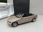 1/18 Kyosho BMW 3 serie cabriolet dealer box, Hobby en Vrije tijd, Modelauto's | 1:18, Ophalen of Verzenden, Zo goed als nieuw