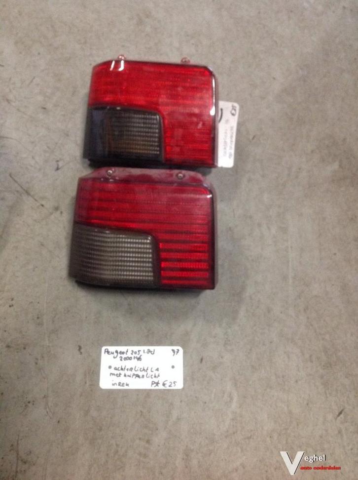 Peugeot 205 1997 Wagennr 2000146 Achterlicht Links, Auto-onderdelen, Verlichting, Gebruikt, Ophalen of Verzenden