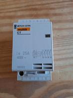 Merlin gerin 25A multi9 ct contactor 400volt, Ophalen of Verzenden, Zo goed als nieuw