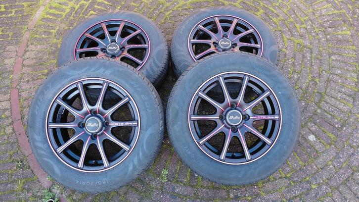 Velgen 14inch 4x100 165/70 R14 oa Opel Winterbanden van '23, Auto-onderdelen, Banden en Velgen, Banden en Velgen, Winterbanden