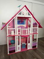 Barbiehuis met accessoires, Ophalen, Zo goed als nieuw, Poppenhuis