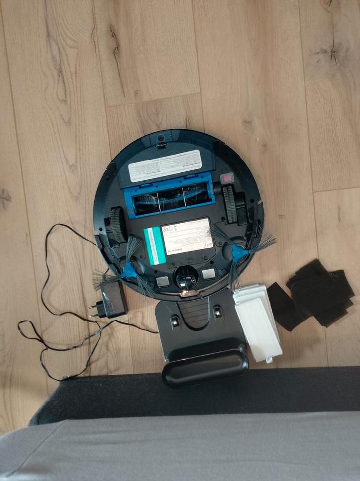 Eufy RoboVac 11S Robotstofzuiger, Witgoed en Apparatuur, Stofzuigers, Gebruikt, Robotstofzuiger, Minder dan 1200 watt, Reservoir