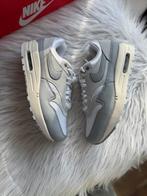 Nieuwe Nike Air Max 1 soft grey maat eu 38 airmax, Overige kleuren, Nike, Nieuw, Ophalen of Verzenden