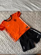 Voetbal tenue Nike  98/104, Jongen, Gebruikt, Ophalen of Verzenden, Sport- of Zwemkleding