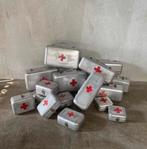 Oude EHBO kist, militaire kisten, rode kruis trommels, Ophalen