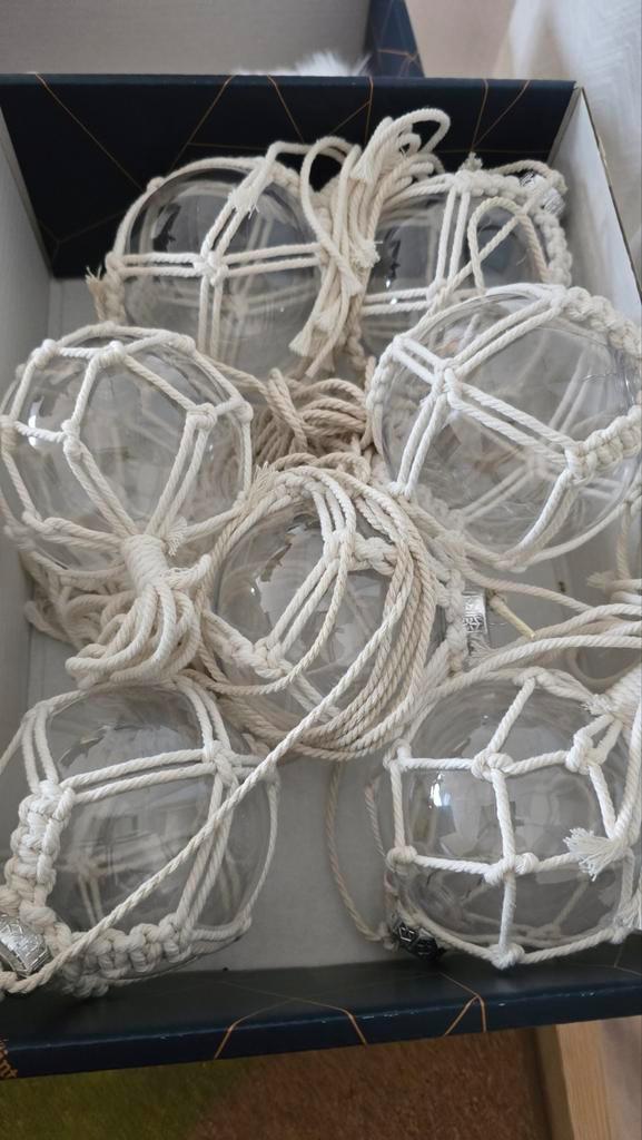 Decoratieve glazen bollen met touw, Diversen, Kerst, Ophalen of Verzenden
