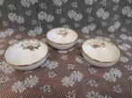 Royal albert schaaltjes flowers of the month 18.50 p.s, Antiek en Kunst, Antiek | Servies los, Ophalen of Verzenden