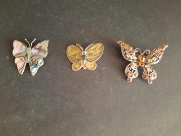 Broches vlinder beschikbaar voor biedingen