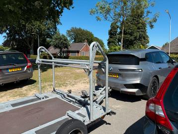 Bandenrek voor aanhanger Brian James beschikbaar voor biedingen