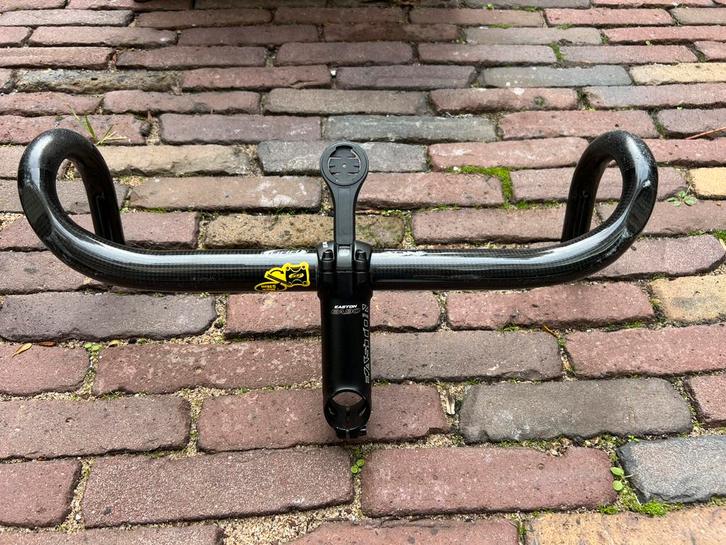 BBB Inca Carbon Cockpit 44cm Alu Stuurpen 10cm 334 Gram, Fietsen en Brommers, Fietsonderdelen, Racefiets, Stuur, Ophalen of Verzenden