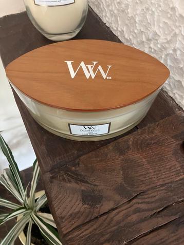 WoodWick Kaars - Crème beschikbaar voor biedingen