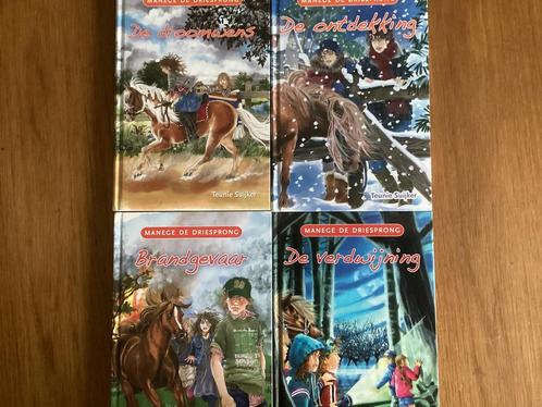 Teunie Suijker: Manege de Driesprong.  Deel 2, 3, 4 en 5, Boeken, Kinderboeken | Jeugd | onder 10 jaar, Gelezen, Ophalen of Verzenden