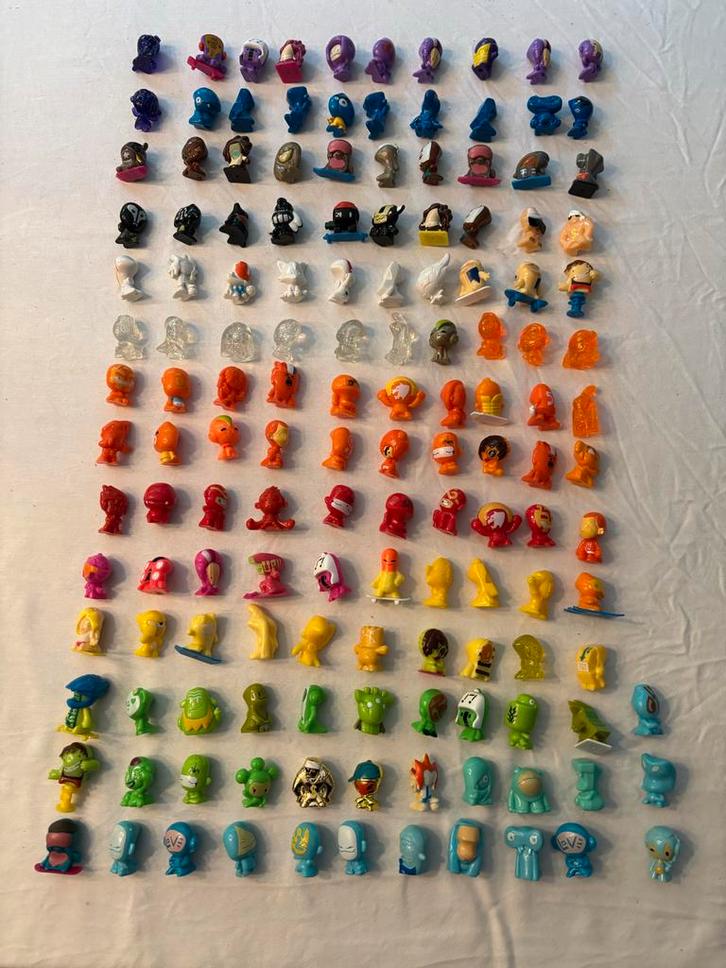 Gogo's Crazy Bones Collectie spaaractie C1000 143 st 2 goud!, Verzamelen, Supermarktacties, Ophalen of Verzenden