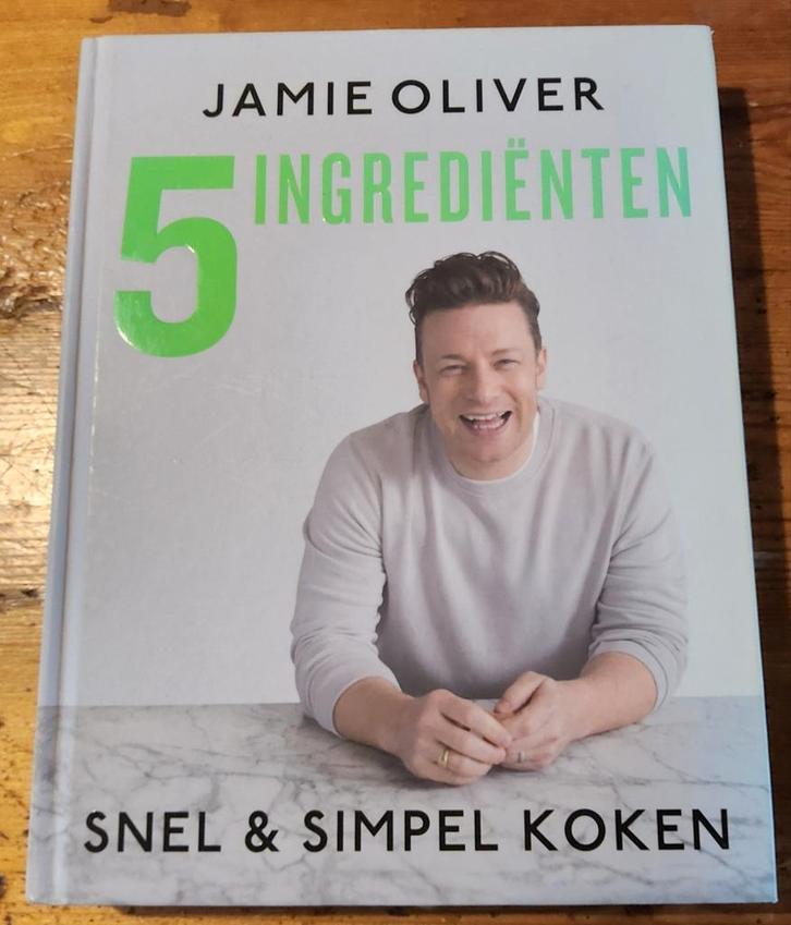Kookboek Jamie Oliver - 5 ingredienten, Boeken, Kookboeken, Zo goed als nieuw, Voorgerechten en Soepen, Hoofdgerechten, Overige typen