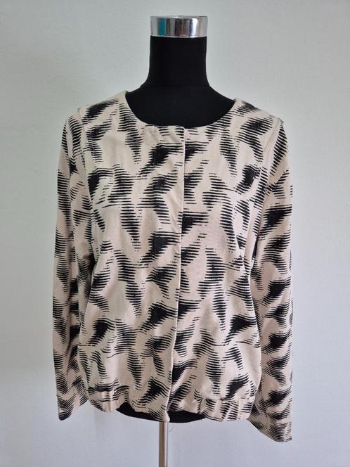 Jas85 - Cremekleurig Zoso jasje maat XXL (1), Kleding | Dames, Jasjes, Kostuums en Pakken, Zo goed als nieuw, Maat 46/48 (XL) of groter