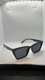 Zwarte cats eye zonnebril, Ophalen of Verzenden, Zo goed als nieuw, Zwart, Overige merken