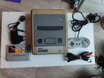 Nintendo SNES super Nintendo spelcomputer met game., Ophalen of Verzenden, Zo goed als nieuw