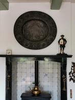Antiek decoratief bord met mythologische voorstelling, Ophalen