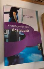 Maatschappelijk werk Basisboek, Ophalen of Verzenden, Zo goed als nieuw, N. van Riet