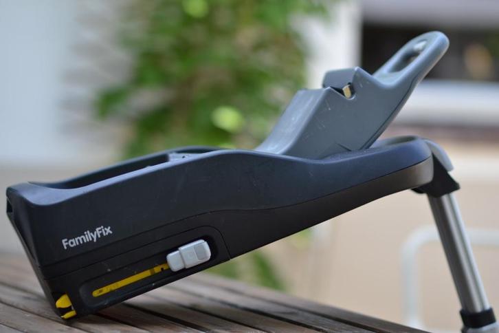 2x Maxicosi base 100fix, Kinderen en Baby's, Autostoeltjes, Zo goed als nieuw, Maxi-Cosi, Isofix, Ophalen