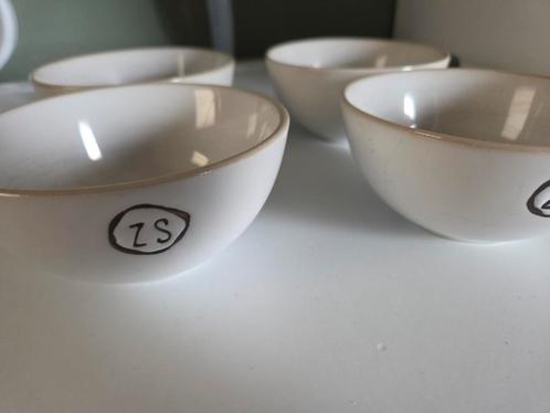 4x schaaltjes Zusss, Huis en Inrichting, Keuken | Servies, Gebruikt, Schaal of Schalen, Overige stijlen, Ophalen of Verzenden
