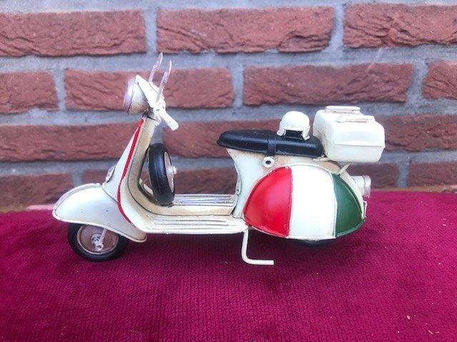 blikken scootertje, VIVA ITALIA, Antiek en Kunst, Curiosa en Brocante, Ophalen of Verzenden