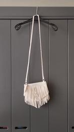 Wit zomertasje met franje, Sieraden, Tassen en Uiterlijk, Tassen | Damestassen, Ophalen of Verzenden, Zo goed als nieuw, Wit, Schoudertasje